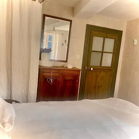 Chez Germaine Et Fred Holiday home Le Segur