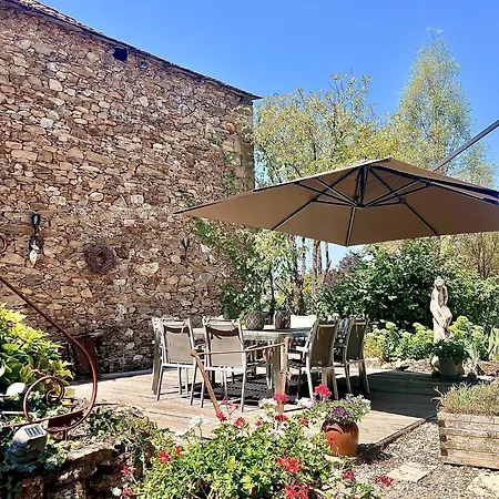 Chez Germaine Et Fred Holiday home *